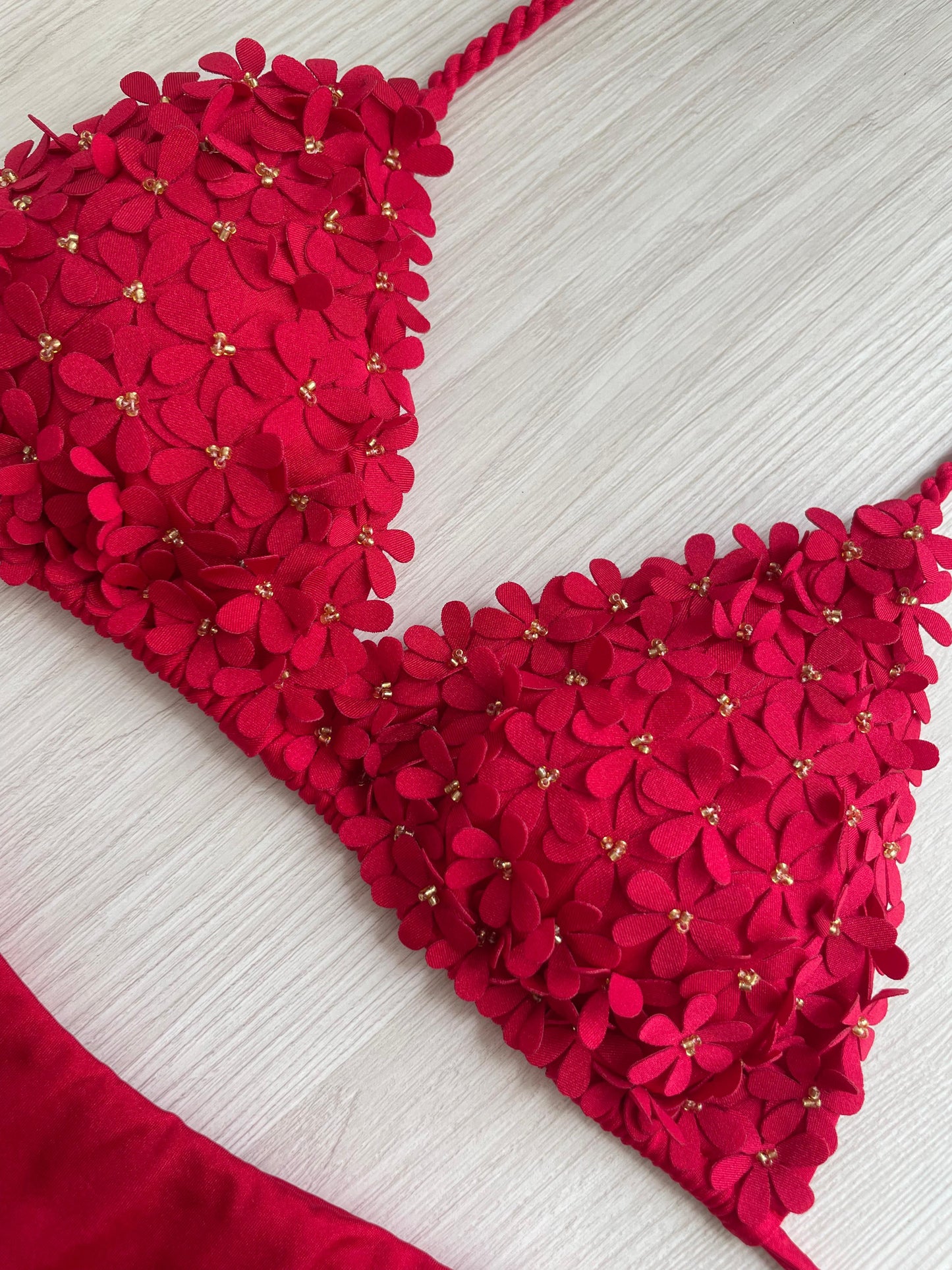 FLOWERS ROJO