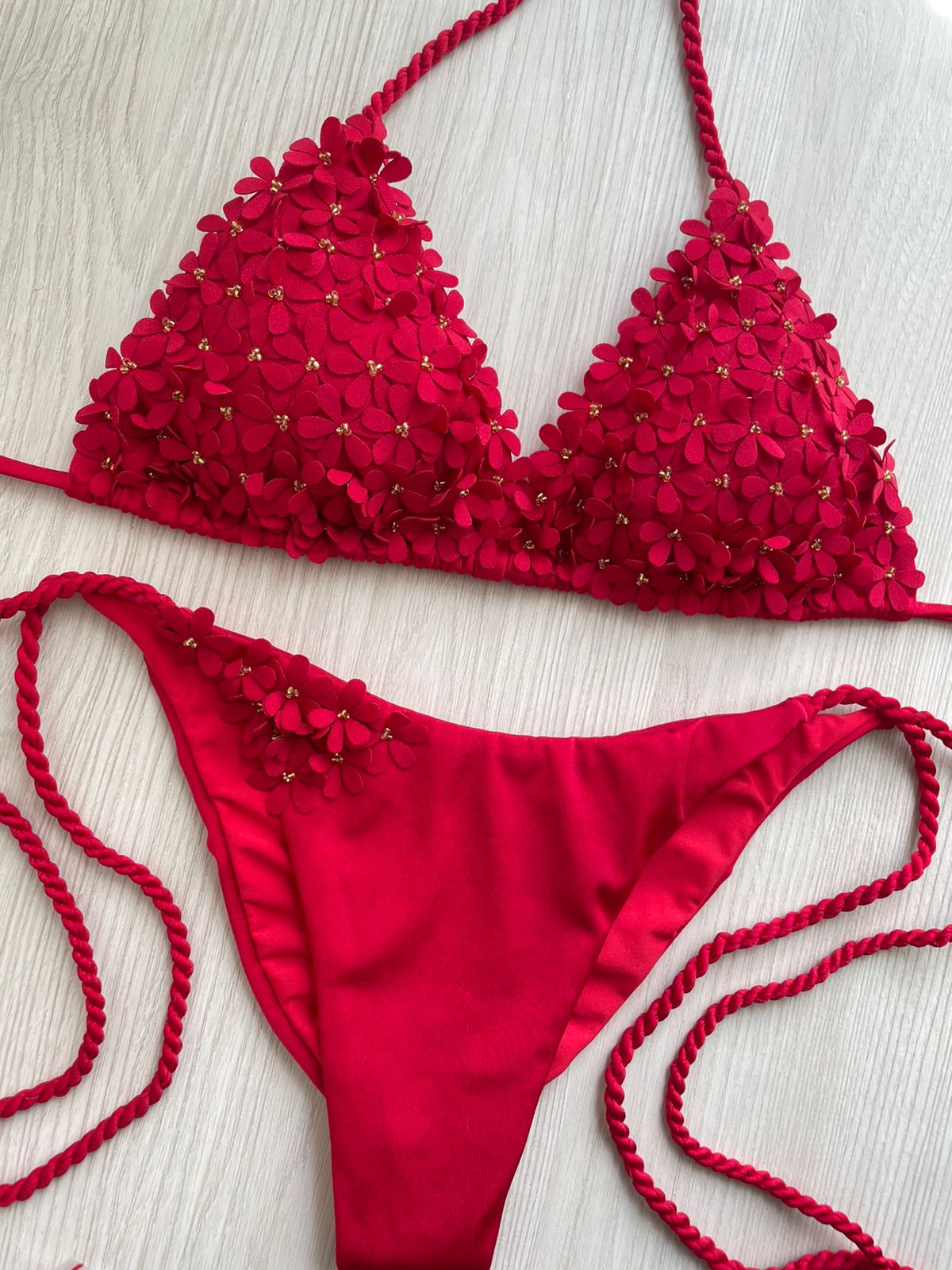 FLOWERS ROJO